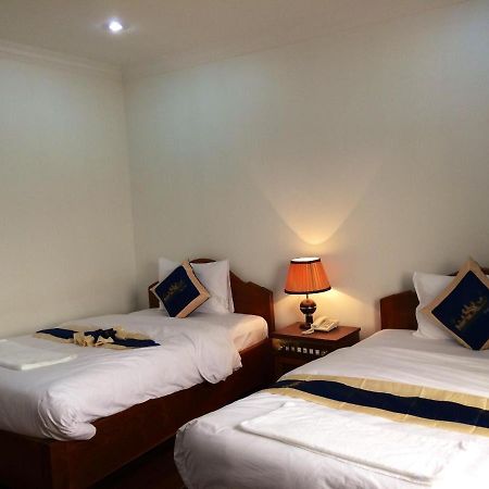 Emerald Bb Battambang Hotel Exterior photo