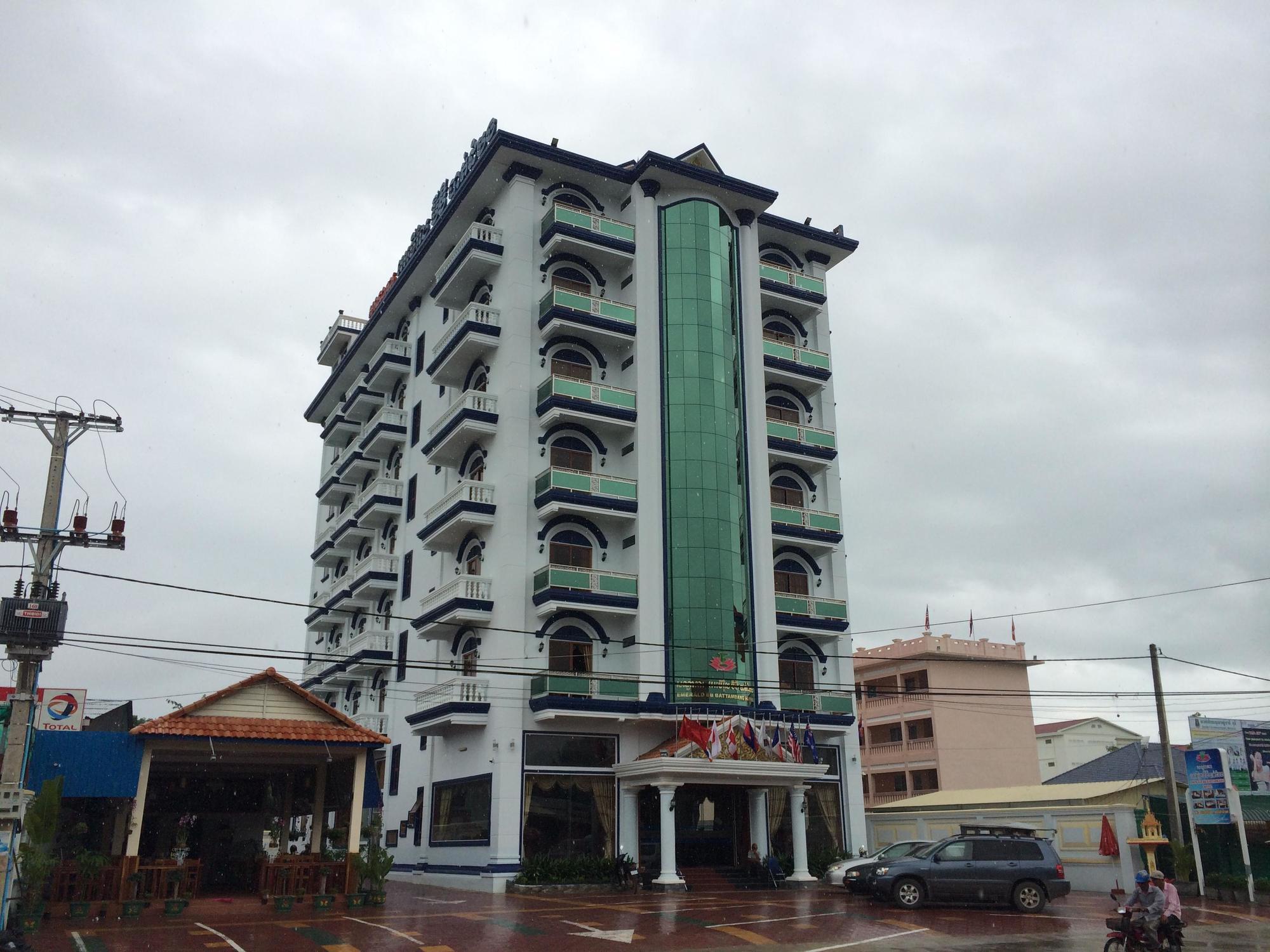 Emerald Bb Battambang Hotel Exterior photo