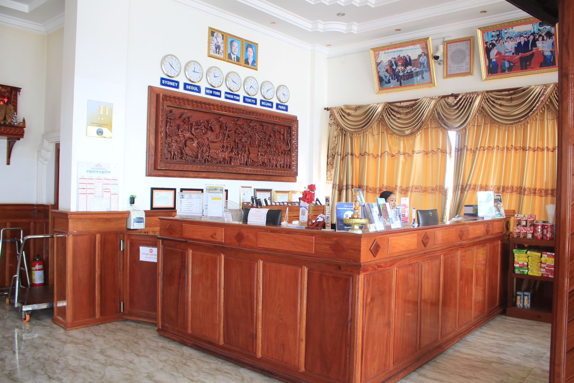 Emerald Bb Battambang Hotel Exterior photo